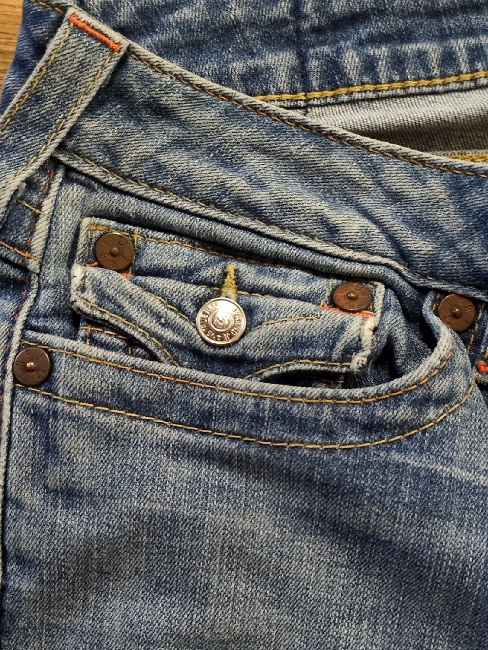 True Religion Boot Cut Jeans Size 31 - Picture 8 of 10